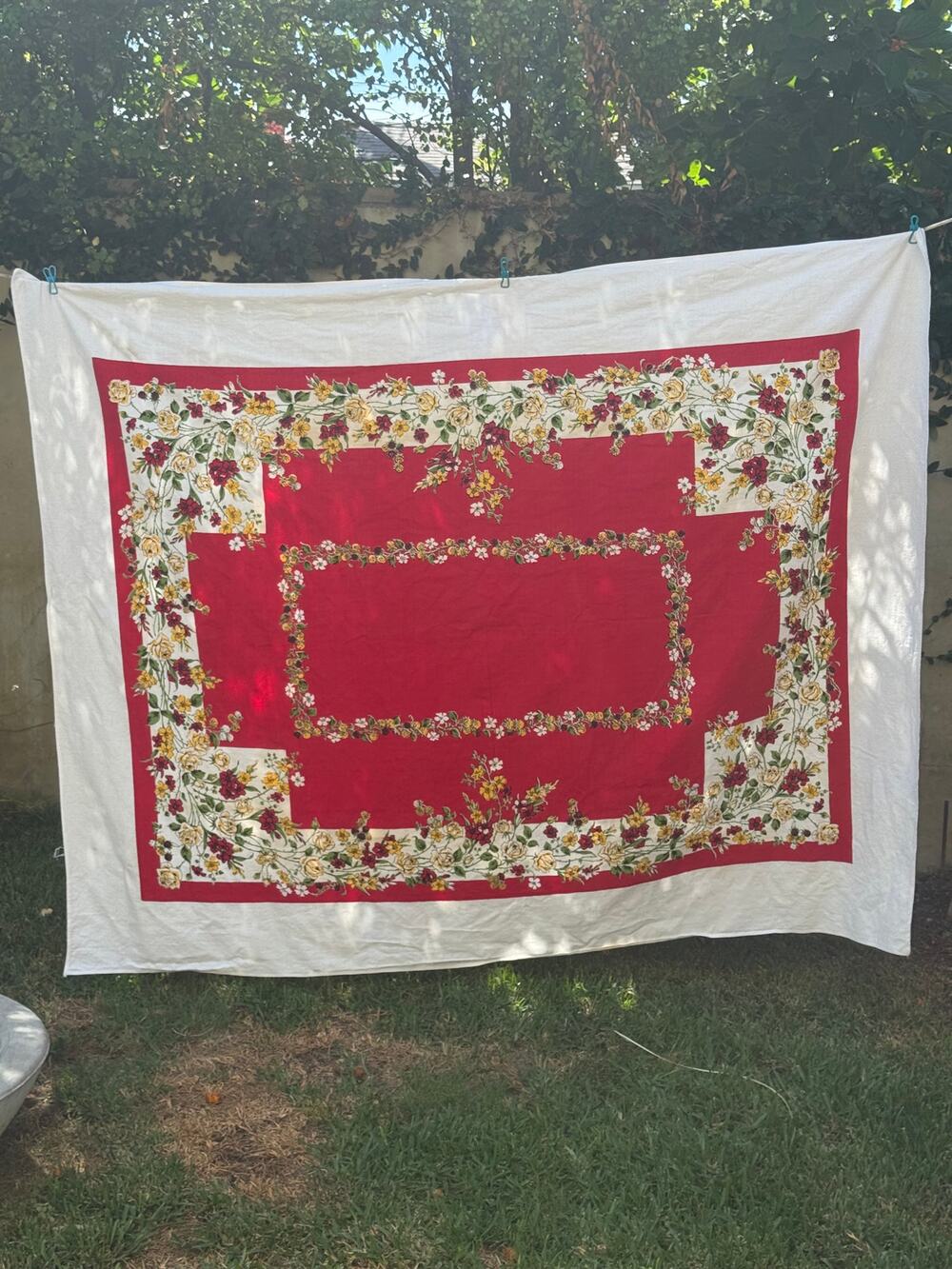 Vtg 1950s Red Floral Cotton Tablecloth 56x72 Heavy Fabric Original Tag